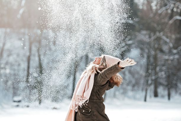 Lumesta kannattaa ottaa ilo irti myös siivotessa.