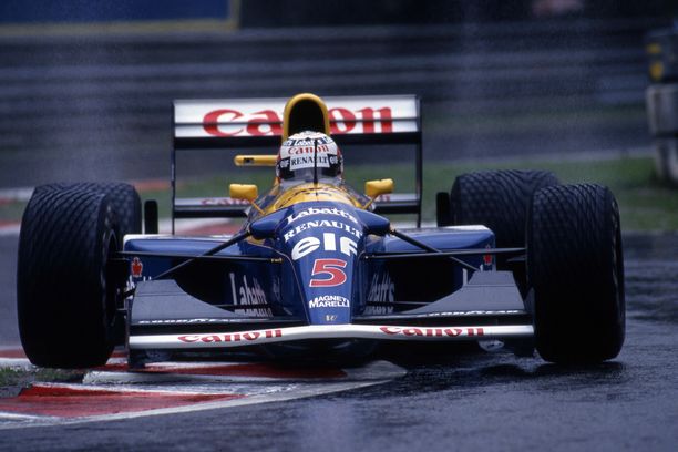 Nigel Mansell voitti kauden 1992 kuudestatoista kilpailusta peräti yhdeksän.