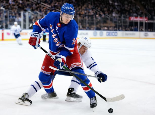 New York Rangersin Kaapo Kakko valmistautuu uransa toiseen NHL-kauteen Turussa.