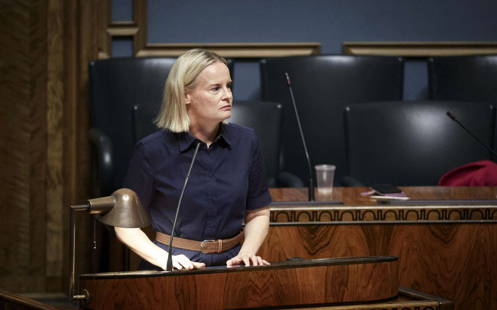 Riikka Purraa ”mätkittiin” kyselytunnilla – Näin hän puolusti suurituloisten veron­alennuksia