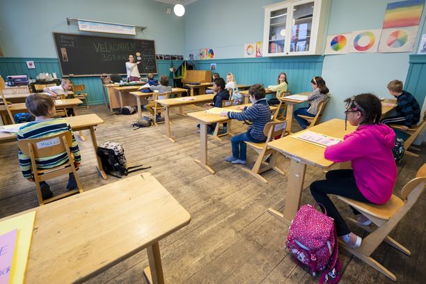 Näin paluu kouluarkeen sujui Norjassa ja Tanskassa