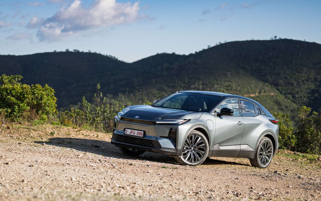 ”Ei Toyota saa olla näin hauska” – Uusi sähköauto yllättää