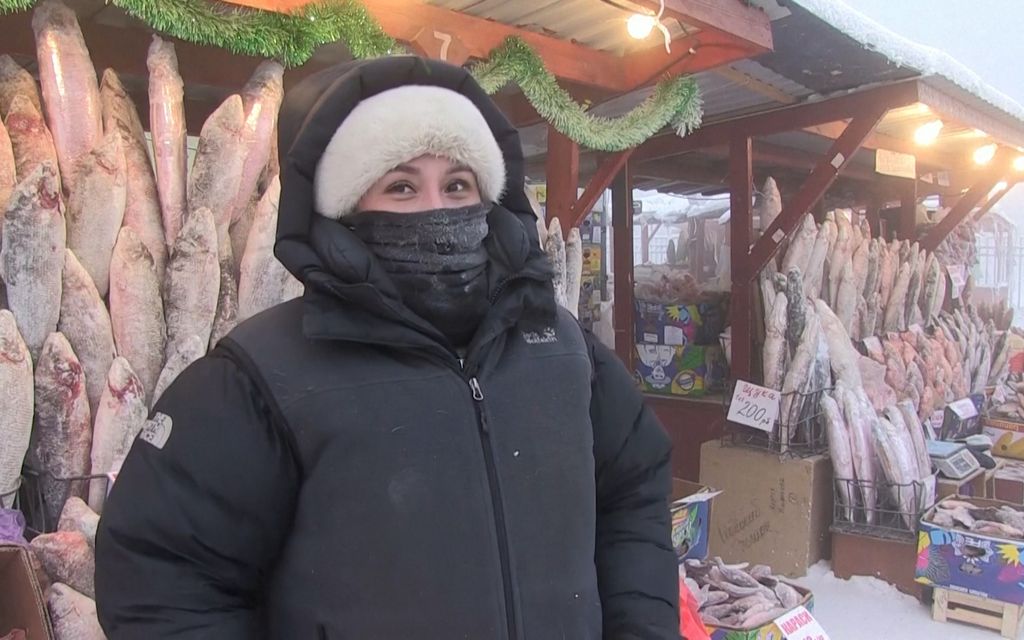 Jakutsk on maailman kylmin kaupunki – torikauppa käy 50 asteen pakkasessakin