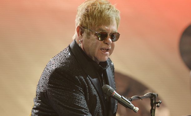 Elton John vietti viime viikolla 69-vuotispäiväänsä.