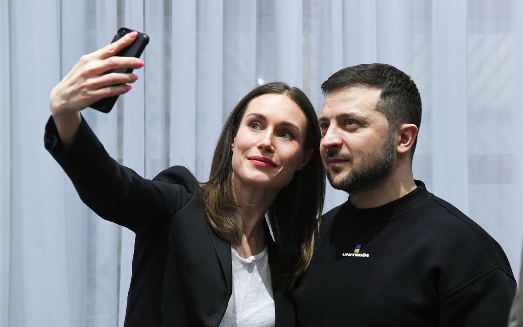 Kuva: Sanna Marin otti selfien Zelenskyin kanssa – Teki harvinaisen ratkaisun