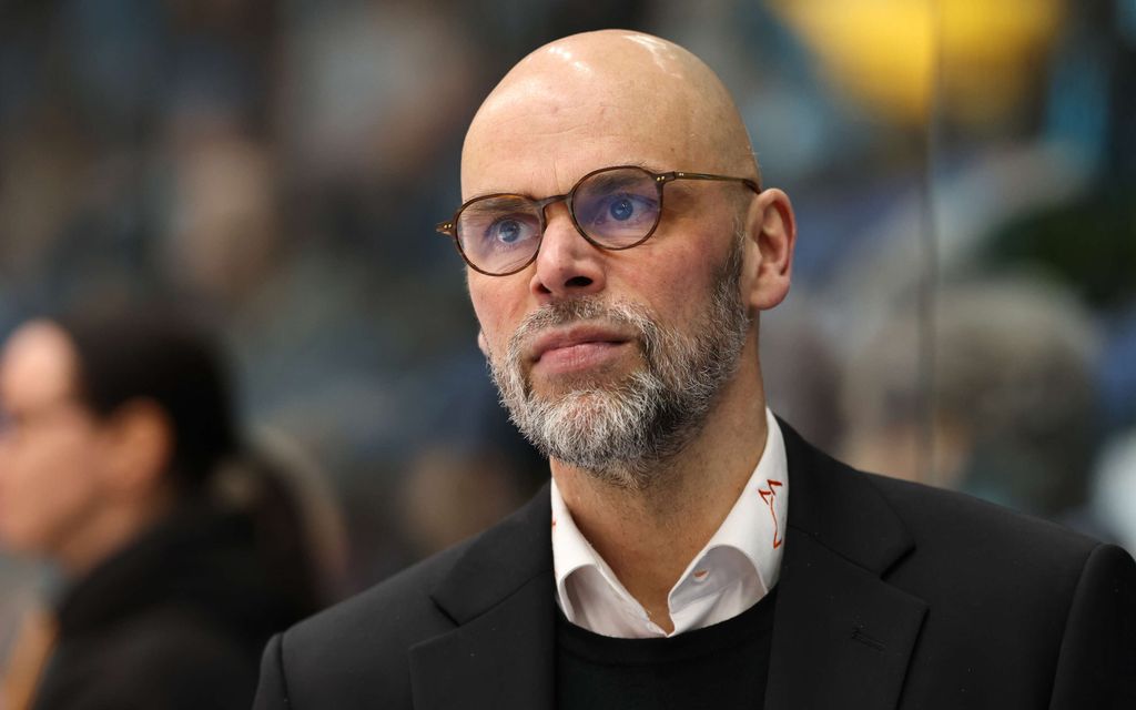 Jouko Myrrä hämmästelee huonokuntoisia jää­kiekkoilijoita – Lataa suorat sanat