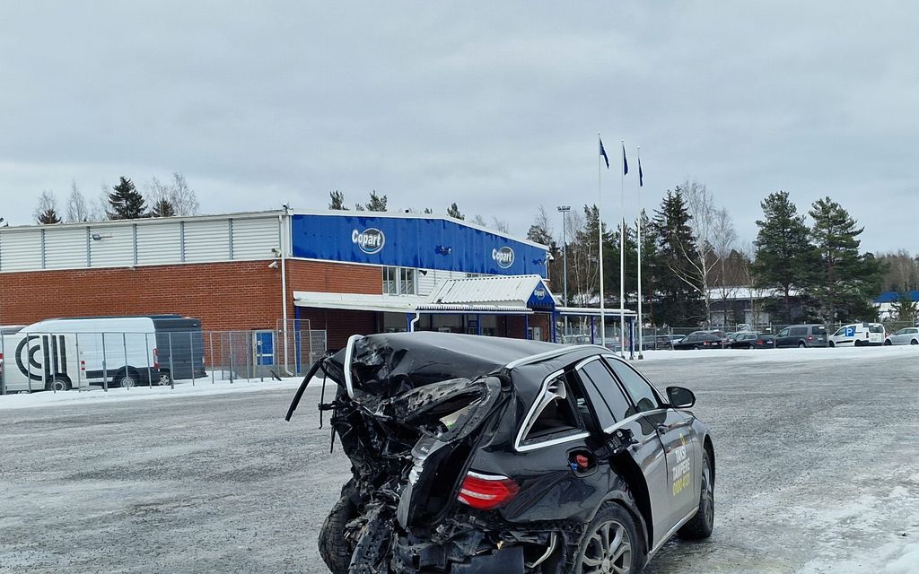 Puolustus­voimien ajoneuvo osallisena Tampereen kuolon­kolarissa