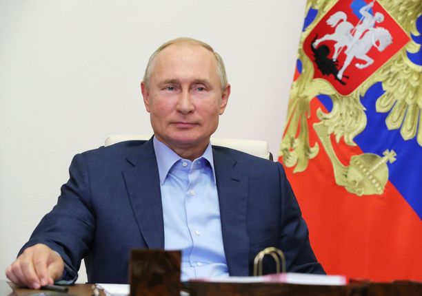 Venäjän presidentti Vladimir Putin tapaa Valko-Venäjän kollegansa maanantaina.