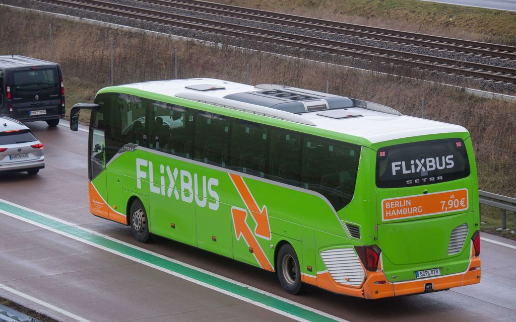 Mojovaa istumista: Uusi bussireitti Suomesta Saksaan