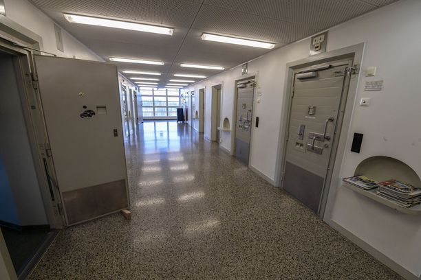 Riihimäen vankila on yksi Suomen suljetuista vankiloista.