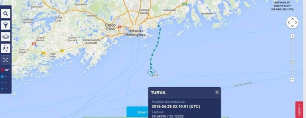 Ruutukaappaus Marine Traffic -sivustolta näyttää ulkovartiolaiva Turvan liikkeet tiistain vastaisena yönä.