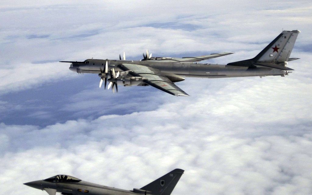 Venäjän strateginen Tupolev Tu-95 -pommikone tuhoutui
