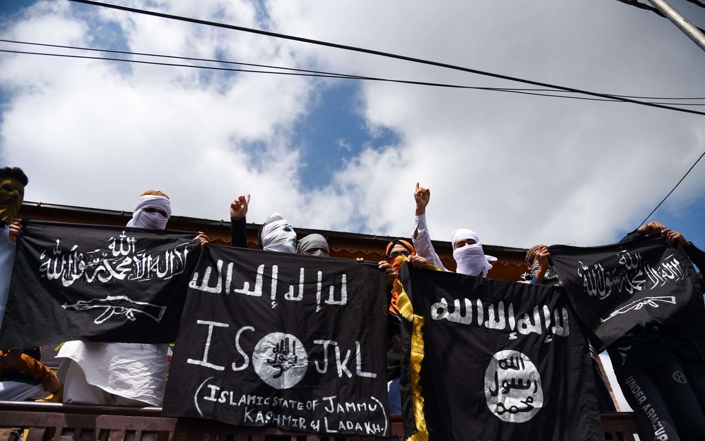 Isisin uhka on nyt todellinen – Poliisi estänyt useita terrori-iskuja Euroopassa