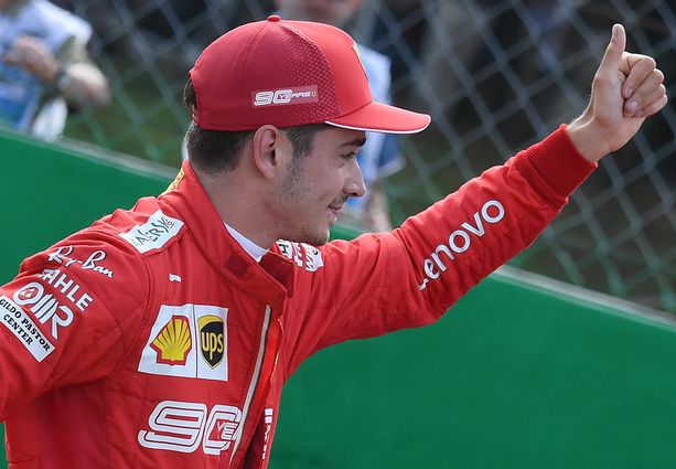 Charles Leclerc on valtaamassa ykköskuljettajan roolia Ferrarilla. 