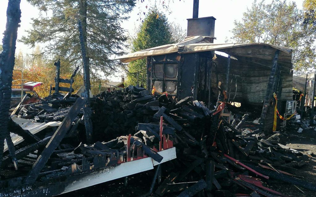 Yksi kuoli talopalossa Mynämäellä – palo uhkasi levitä maastoon