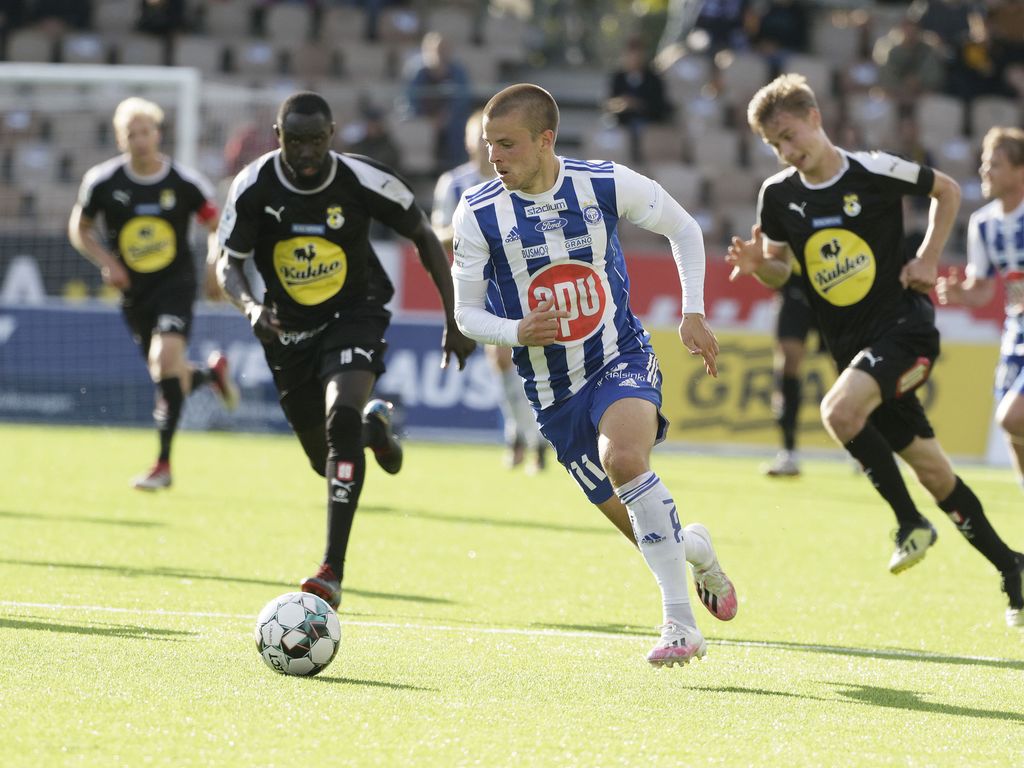 HJK kaatoi KuPSin Veikkausliigan kärkikamppailussa – FC Lahti yllätti Ilveksen