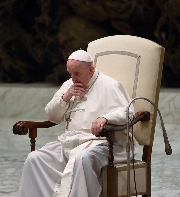 Paavi Franciscus myönsi eron piispalle, jota oli aiemmin epäilty asemansa väärinkäytöstä. Arkistokuva. 