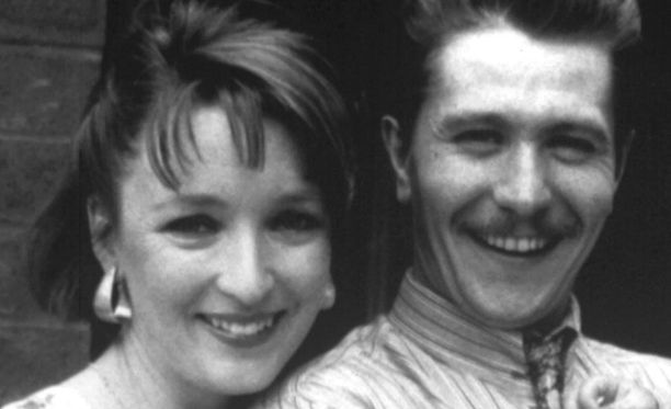 Gary Oldman ja Lesley Manville olivat naimisissa vuodet 1987-1990.