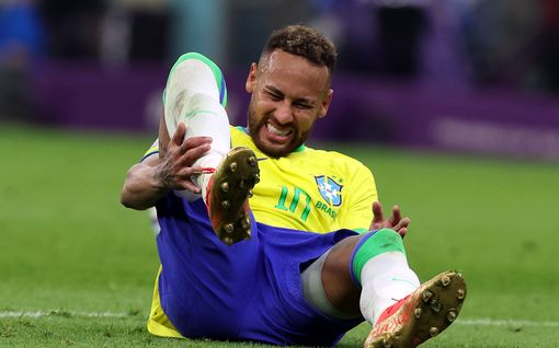 Neymarin tilanteesta uutta tietoa: Brasilia jatkaa ilman tähti­hyökkääjäänsä