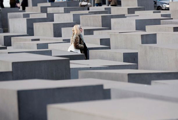 Holokaustin päättymisestä on kohta 73 vuotta. Kuvassa Berliinin holokaustimuistomerkki.