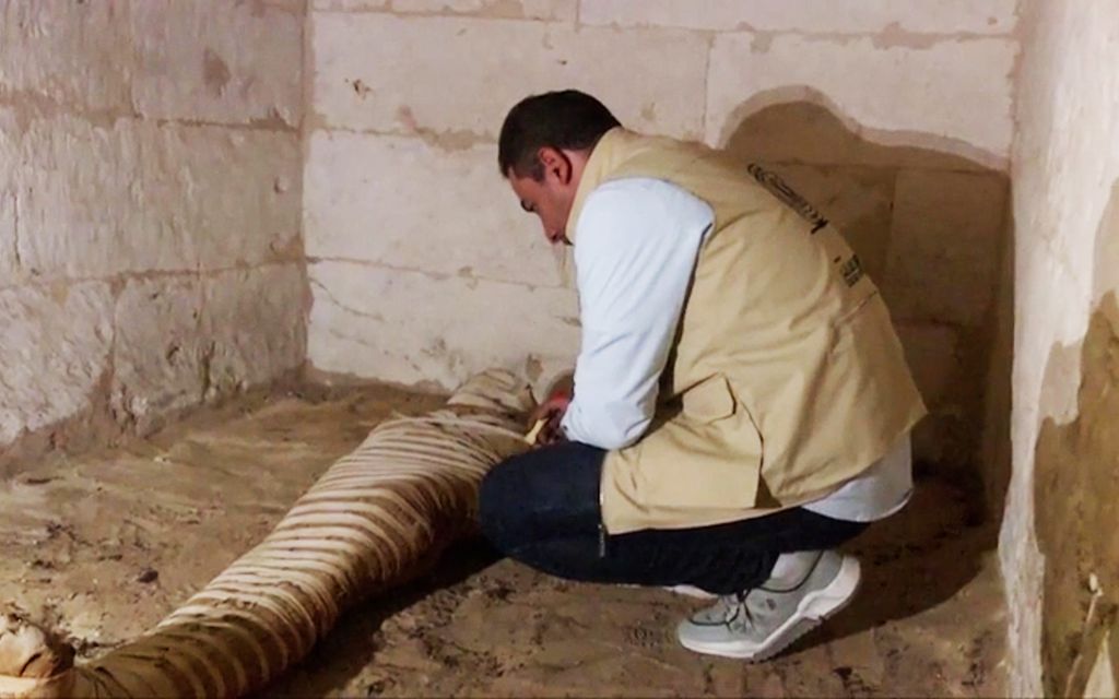 Poikkeuk­sellinen löytö: 3400 vuotta vanha hautausmaa löytyi Egyptissä