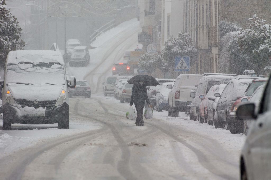 Lumikaaos iski Keski- ja Etelä-Eurooppaan – olosuhteet muuttumassa vaarallisiksi: ”Ei voisi ikinä tapahtua Suomessa”