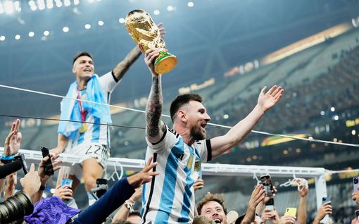 Lionel Messi ohitti kananmunan – kuva teki historiaa