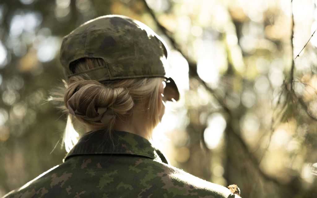 Suomen naisille hehkutusta: ”Valmiita tarttumaan aseisiin”