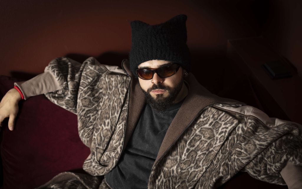 Kreikan viisuedustaja hehkutti Suomea – Sitten manageri keskeytti  haastattelun