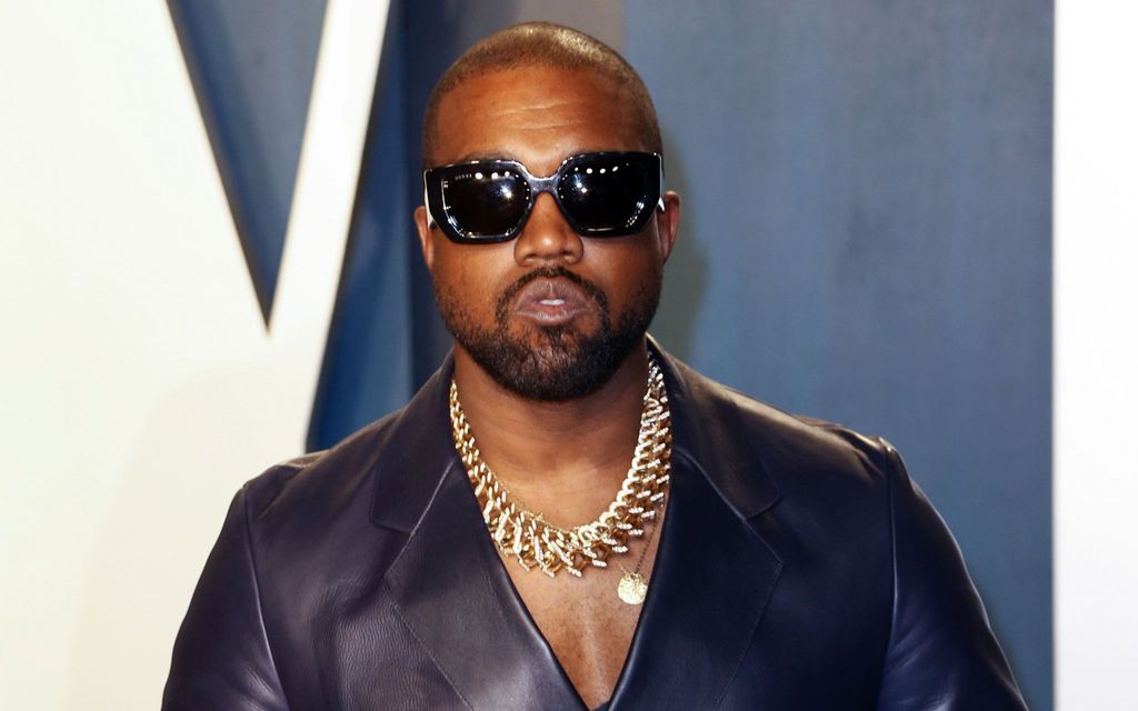 Kanye West juhli Kim Kardashianin ja Pete Davidsonin eroa – teki koomikolle kuolin­ilmoituksen