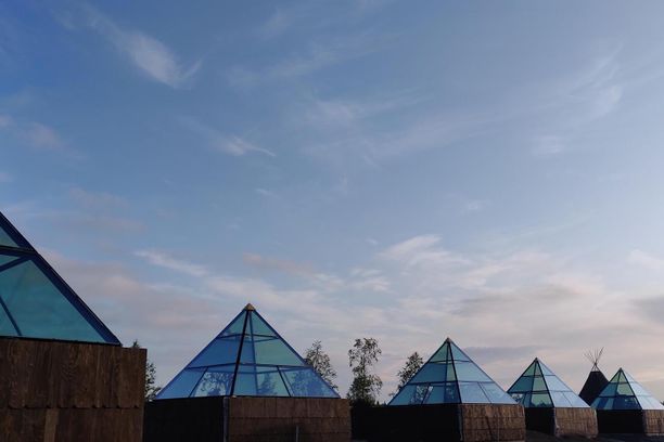 Aurora Pyramidit ovat osa Levin uutta tonttuteemaista elämyskylää.
