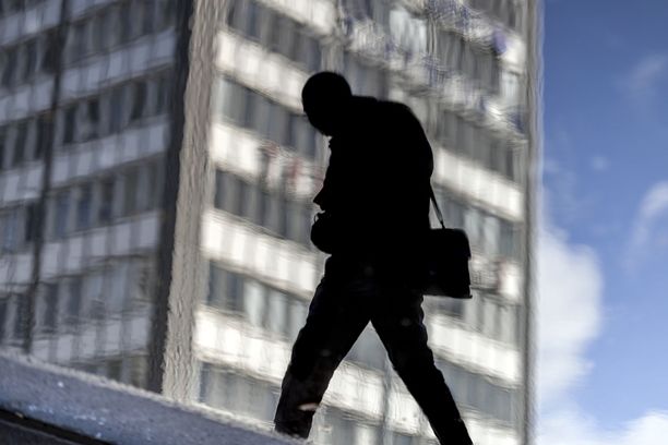 Päihdepsykoosissa ihmisen todellisuudentaju järkkyy ja hän voi olla vakuuttunut esimerkiksi siitä, että huoneessa on joku toinen.