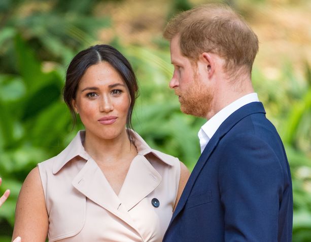 Herttuapari Meghan ja Harry ovat olleet valtaisassa julkisuuspaineessa sen jälkeen, kun he ilmoittivat Instagramissa, että haluavat vetäytyä roolistaan brittihovissa. 