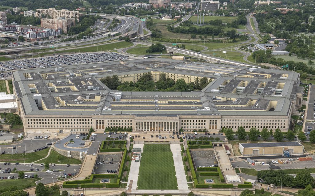 Pentagon seuraa kiinalaista vakooja­ilmapalloa
