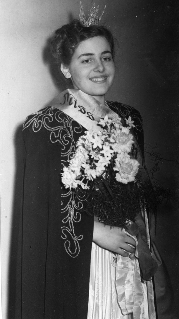 Miss Suomi 1948-49 Terttu Nyman. 