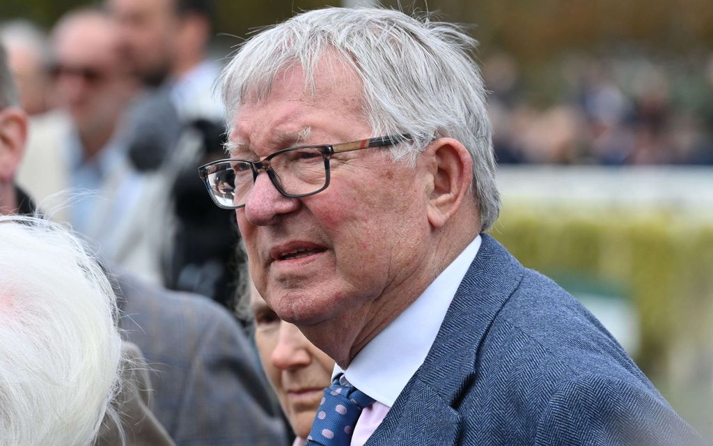 Sir Alex Ferguson viety sairaalaan