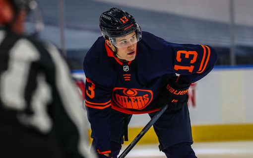 Jesse Puljujärvi ylistää Oilersin kohu-ukkoa: ”En ole ennen nähnyt tuollaista”