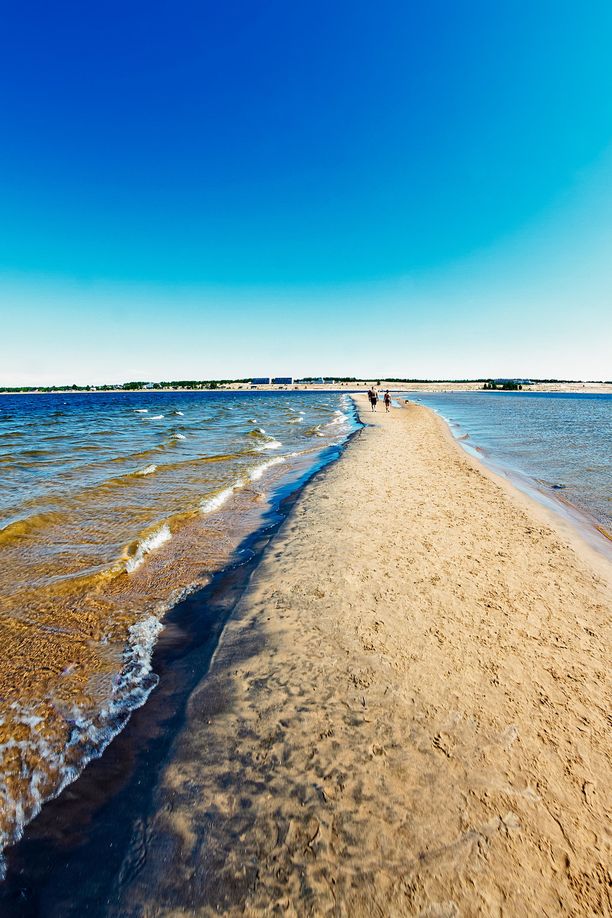 Kalajoki tarjoaa upeita ulkoilureittejä ja tekemistä, vaikka varsinainen rantakausi onkin jo takana.