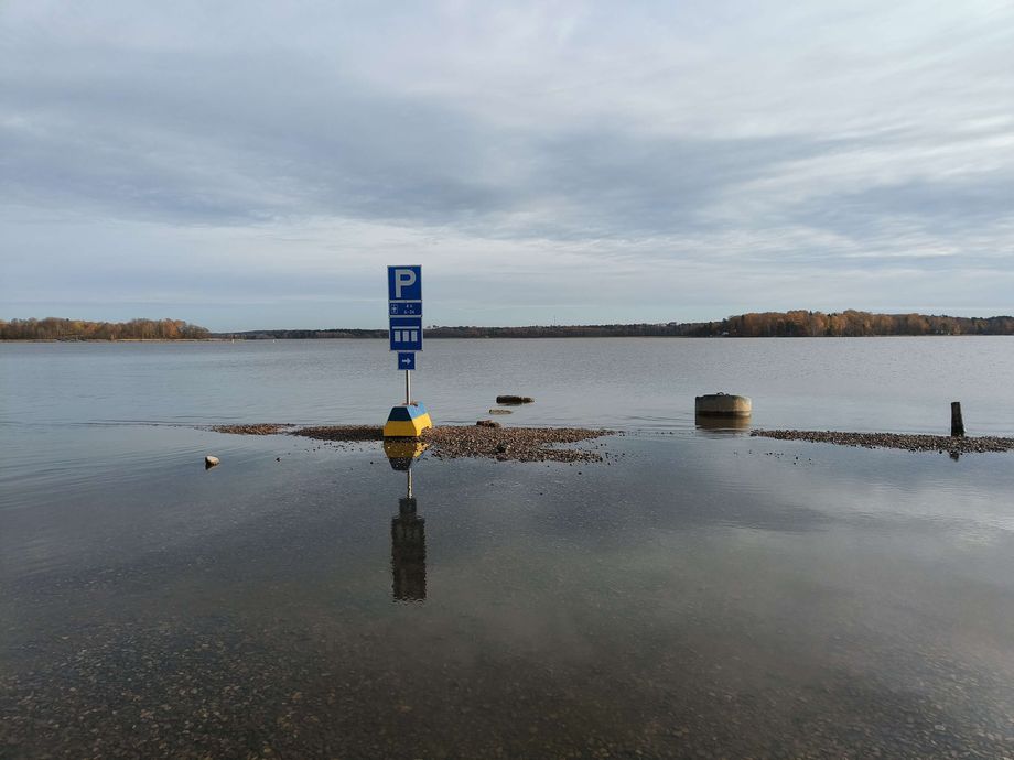 The parking lot was left under the sea in Helsinki – The city was dying
 –