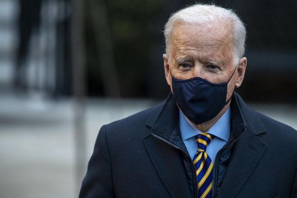 Möläytyksistään tunnettu Joe Biden on lipsautellut presidenttinäkin suustaan sammakoita.