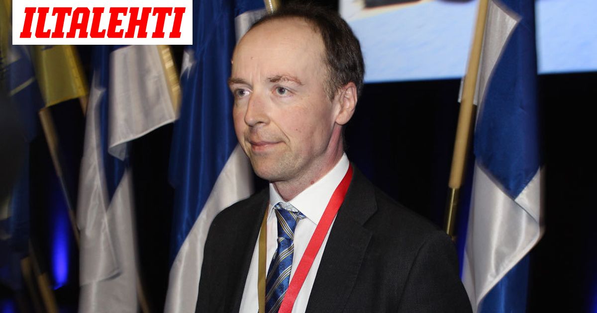 Halla-aho Facebookissa hallituksen ilmoituksen jälkeen: "Tein selväksi ...
