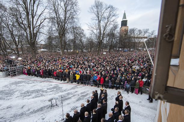 Joulurauha julistettiin Turussa jälleen ilman yleisöä