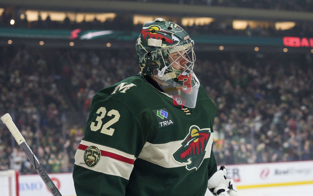 Tämä tunarointi ei unohdu – Ruotsin NHL-maalivahdin kisat alkoivat karmealla tavalla