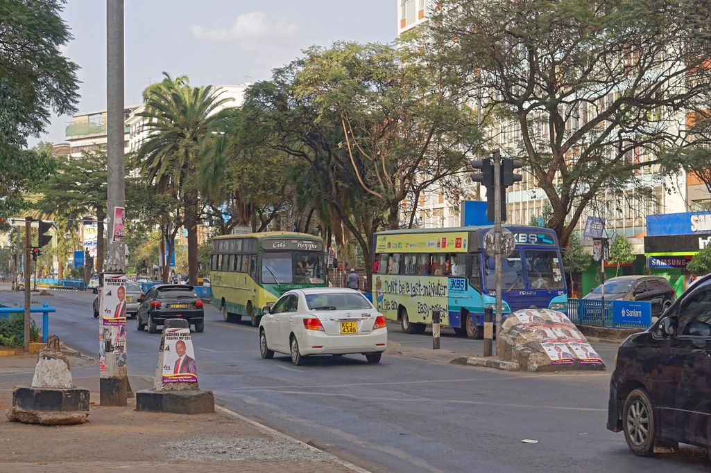 Bussionnettomuus Keniassa - 51 kuoli