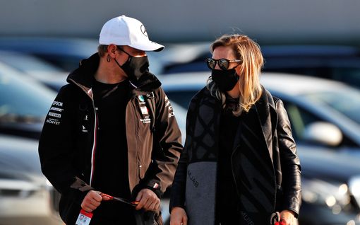 Nico Rosberg nukkui eri huoneessa vaimonsa kanssa – Valtteri Bottakselta ehdoton ei: ”Aika äärimmäistä”