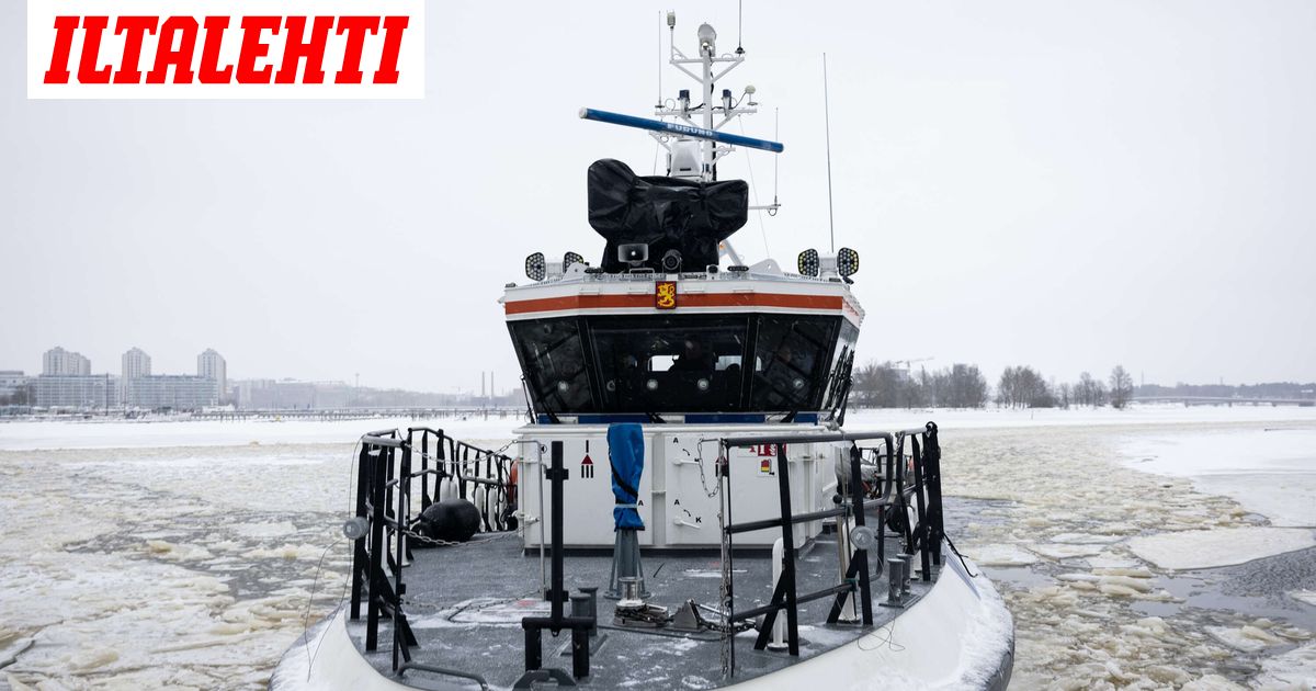 Sivulliset pelastivat veden varaan joutuneen Uudenkaupungin kalasatamassa