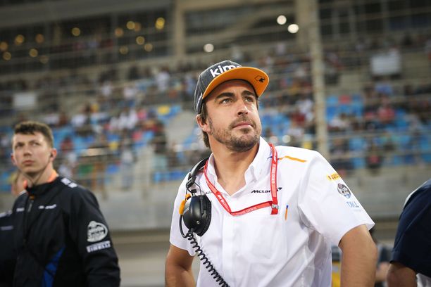 Fernando Alonso kolaroi keskiviikkona Indy 500 -harjoituksissa.