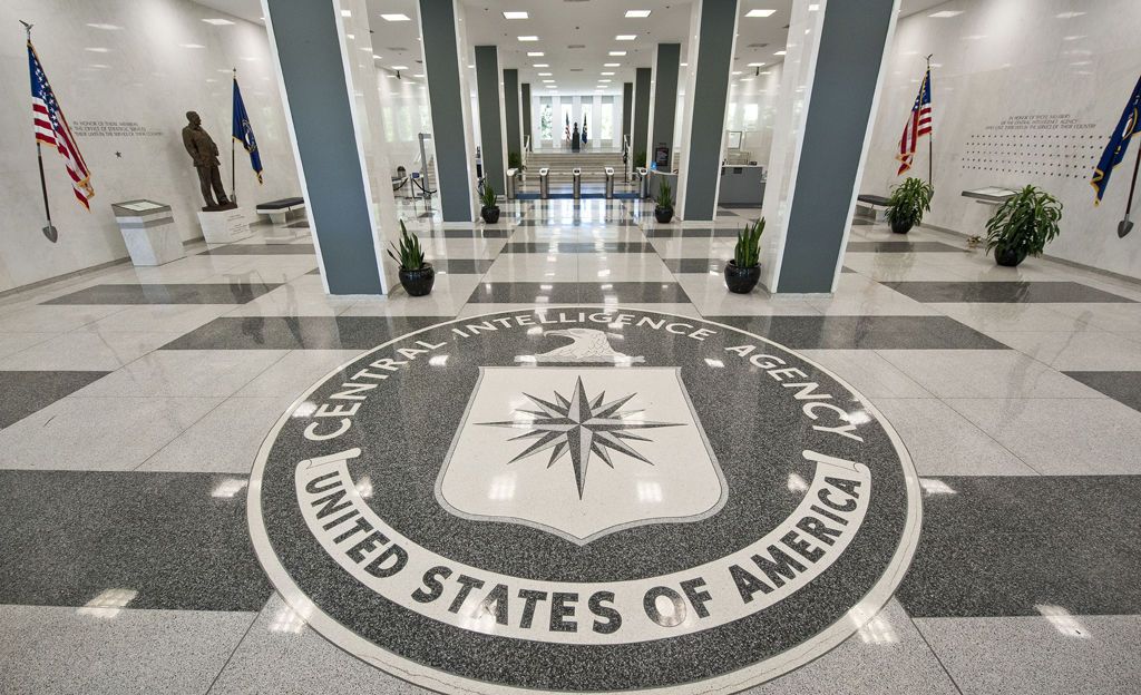 Ex-vakooja kertoo: Näin CIA  rekrytoi työntekijöitä poikkeuksellisella taktiikalla