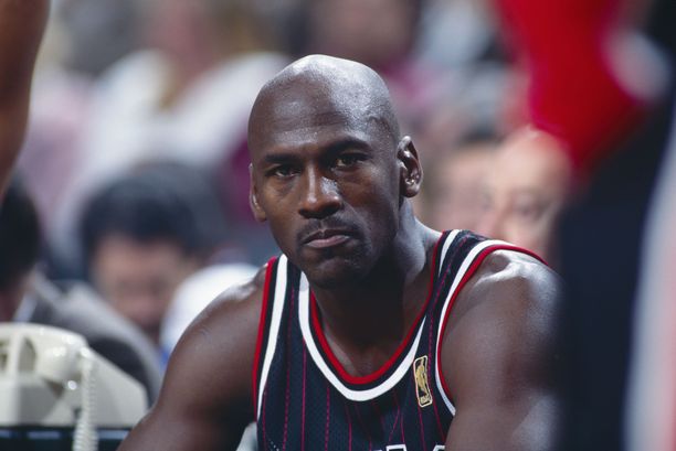 Michael Jordan asui perheineen myynnissä olevassa talossa vuosina 1995–2006.
