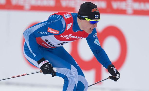 Toni Ketelä yllätti kaikki hiihtämällä kolmanneksi sprintissä Otepäässä.